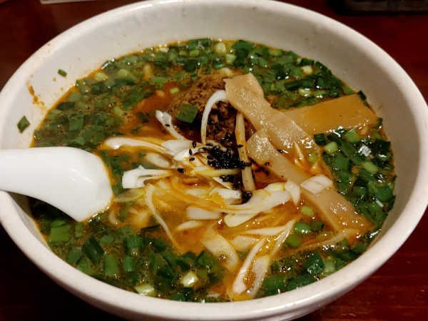 「辛しニラそば（980円）」@中華遊楽酒房 こまどり樓の写真