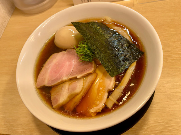 「特製黒醤油らぁめん」@麺屋 いちょうの写真