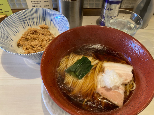 「豚と鶏の中華そば＋鶏そぼろ丼」@タナカ ロボの写真