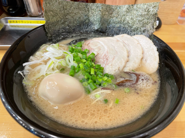 「特製茨城豚骨まる」@茨城豚骨 天心の写真