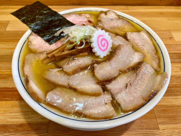 「チャーシュー麺＋白めし」@there is ramenの写真