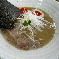 鶏そば トッピング たまご