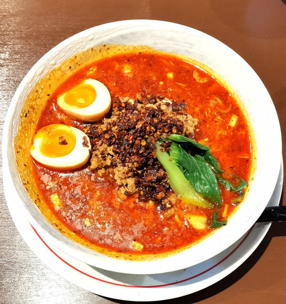 「山椒担々麺 1190円＋大盛無料＋ミンチ大盛 100円」@ネワ屋の写真