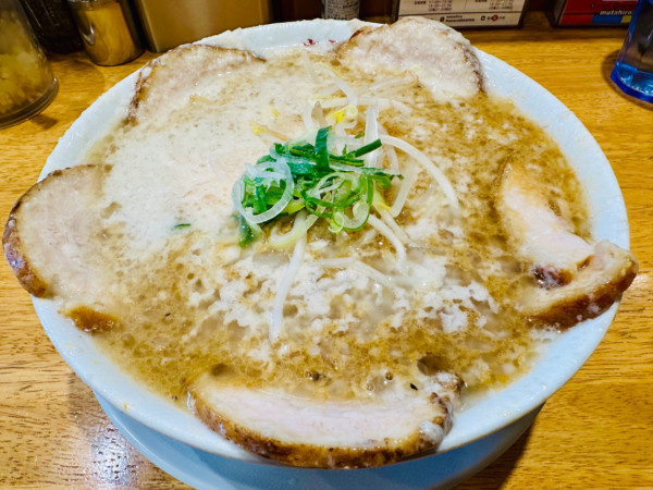 「チャーシュー麺【1200円】」@ラーメン あらしんの写真