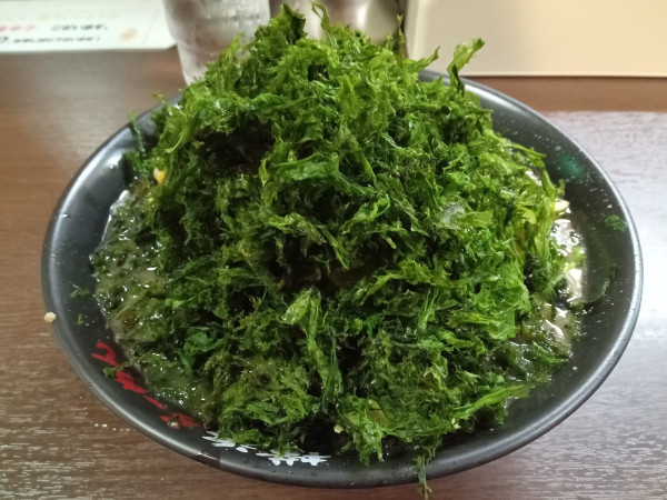 「岩のりラーメン＋キャベツ」@壱八家 スカイビル店の写真