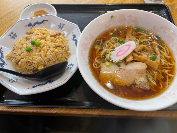 「Aセット（ラーメン＋半チャーハン＋餃子2個）」@中国料理 華興の写真
