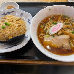 Aセット（ラーメン＋半チャーハン＋餃子2個）