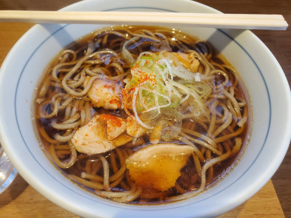 「とり肉そば・温」@川村屋の写真