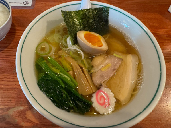 「煮干しベース 醤油ラーメン」@麺屋二八の写真