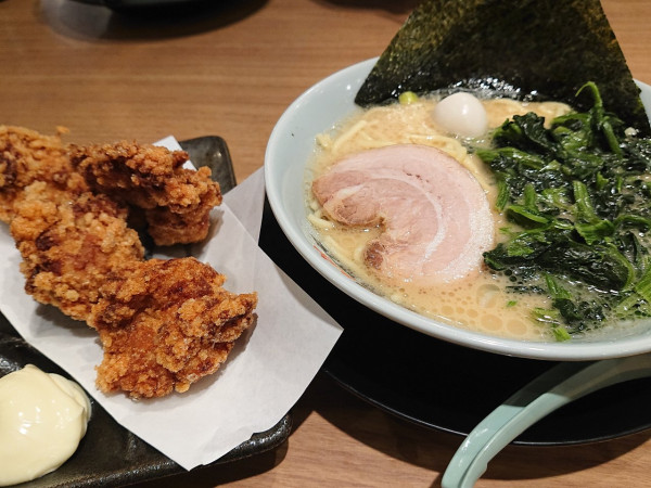 「特製唐揚セット」@町田商店 新百合ヶ丘店の写真