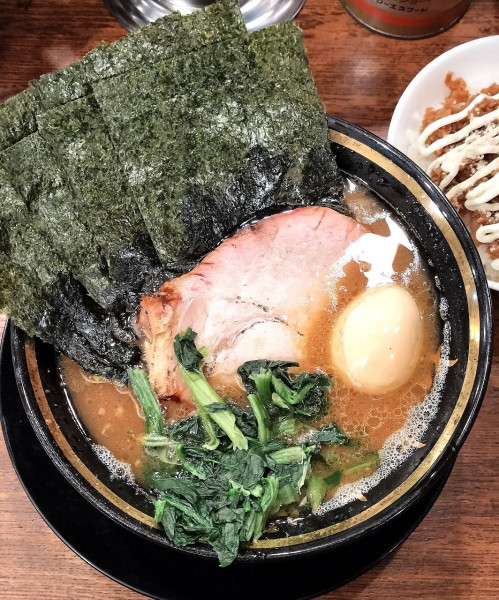 「ラーメン 850円＋味玉 120円＋のり 0円」@家系ラーメン王道家直系 環家の写真