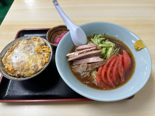 「ちびカツ丼＋冷やし中華1,100円」@松島軒の写真