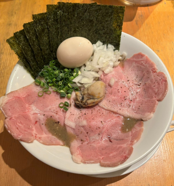 「牡蠣煮干特製」@麺屋 まほろ芭の写真