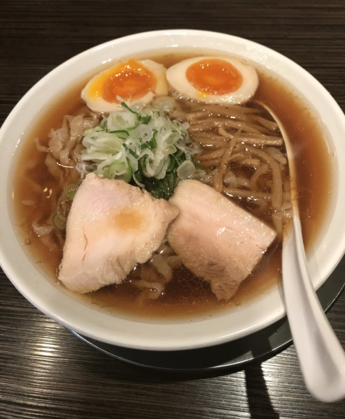 「醤油らーめん＋味玉」@麺匠ぼんてんの写真