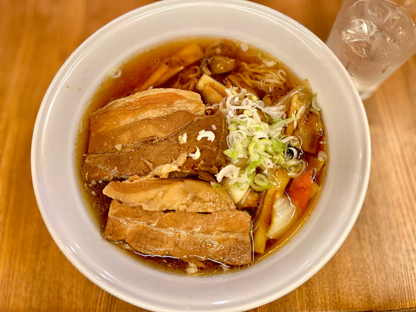 「豚角煮麺　980」@中華レストラン MEI MEIの写真