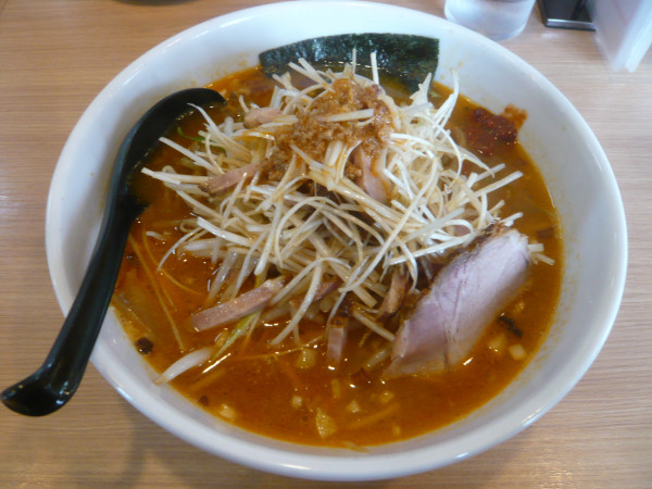 「ゴリララーメン（細麺、+ねぎ）」@ゴリララーメンの写真