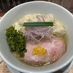 青森ワンタン拉麺 白