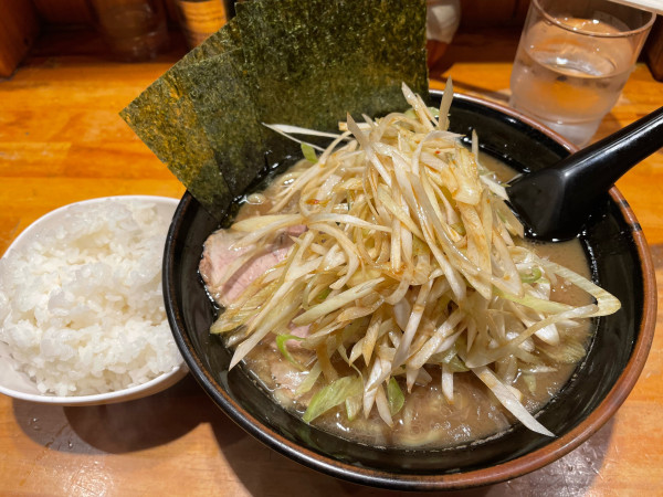 「ネギラーメン¥750」@絶の味の写真
