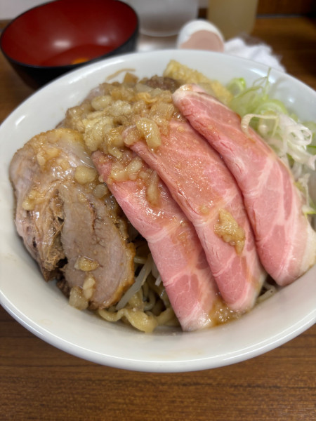 「あぶらそば小＋豚マシMIX」@ラーメンの店 どでん 北浦和店の写真