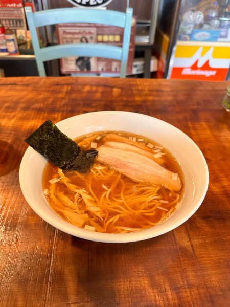 「醤油ラーメン」@カミカゼの写真
