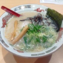 豚骨ラーメン