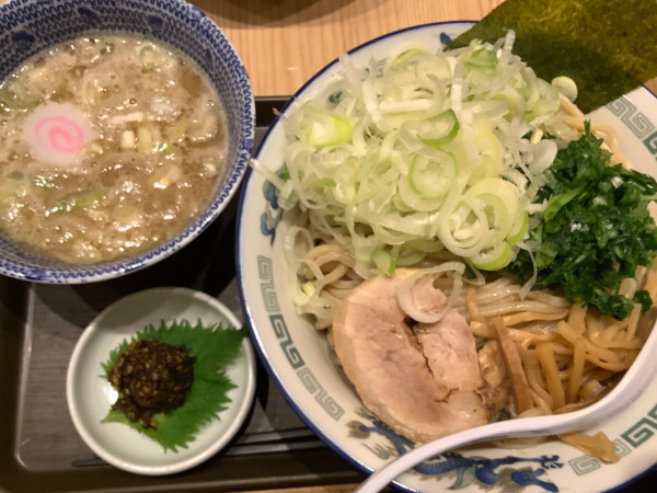 「ニラネギつけ麺　大盛＋生七味」@舎鈴 キュービックプラザ新横浜店の写真