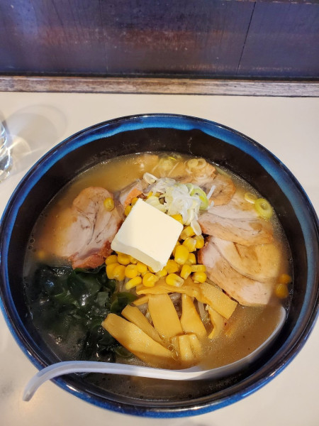 「塩バターチャーシュー@970」@札幌ラーメン どさん子 松本豊丘店の写真