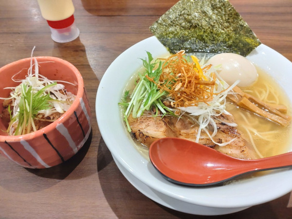 「特製塩らぁ麺＋ランチAセット」@麺処 桂の写真