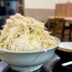 ラーメン/大盛り/生卵