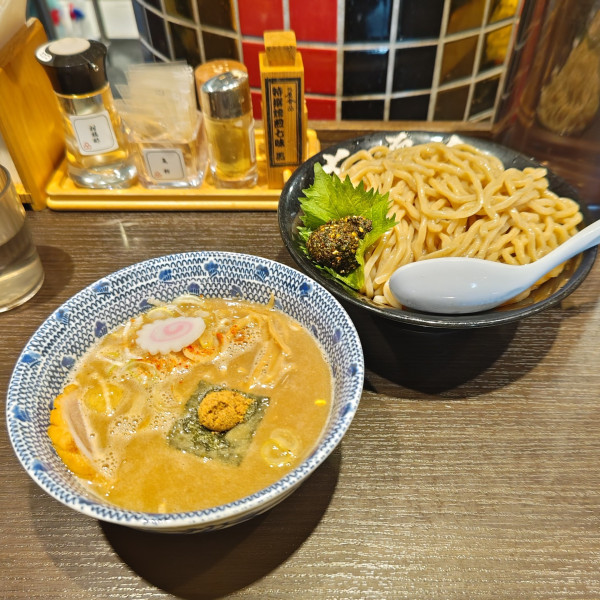 「生七味つけめん（大盛）」@六厘舎 上野店の写真