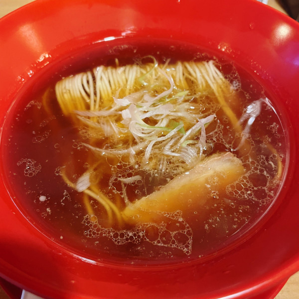 「鶏だし醤油ラーメン（梅）600円 小ライス 100円」@上州地鶏 鶏yasuの写真