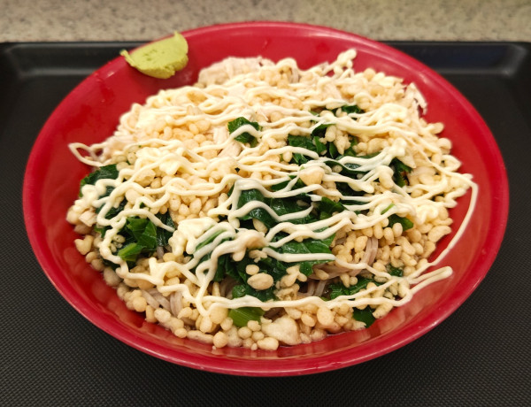 「冷し明日葉とりたぬきそば」@名代 富士そば 赤坂見附店の写真