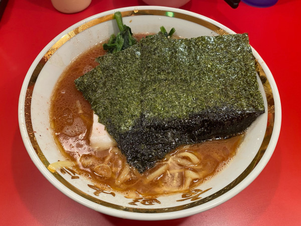 「らーめん並」@横濱ラーメン 裏野中家 西川口店の写真