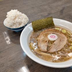 ネオクラシカル醤油ラーメン