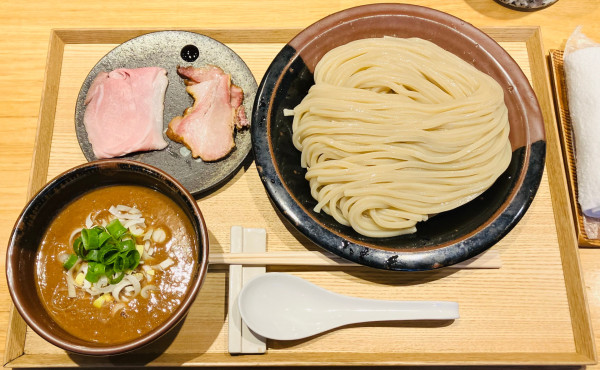 「つけめん 大 (+おかわり全粒粉)」@中華蕎麦 とみ田の写真