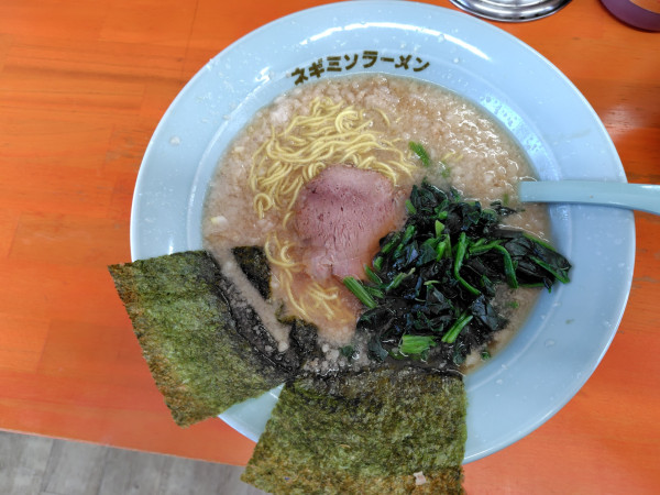 「コテコテラーメン（750円）＋トッピング（ほうれん草120円」@ラーメンショップ椿 春日部備後店の写真