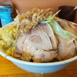 小豚マシ（ヤサイニンニクマシマシアブラ）