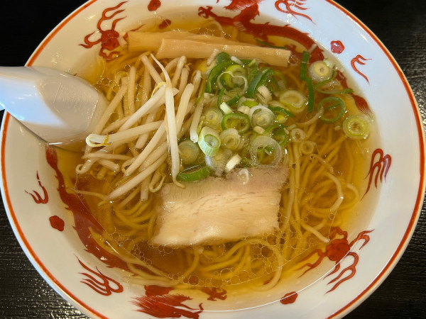 「牛骨醤油ラーメン」@らーめん 紫龍の写真