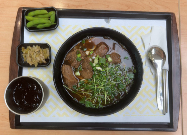 「特級牛肉麺套餐」@洪祖師担仔麺の写真