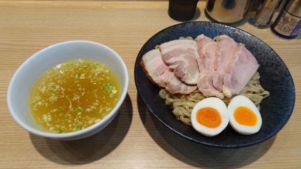 「しおつけ麺全部入り（1,600円）＋大盛り（200円）」@しおらーめん進化 2ndの写真