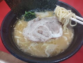 「ラーメン(770)」@横浜家系  一二三家の写真