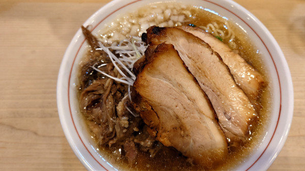 「牛すじラーメン　チャーシュー」@中華そば すばる食堂の写真