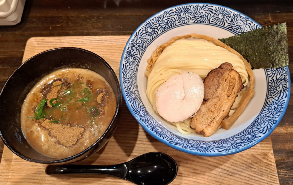 「鶏白湯魚介つけ麺950円」@鶏だしらーめん 零SENの写真