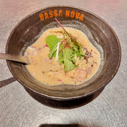 グリーンカレーラーメン（1200円）