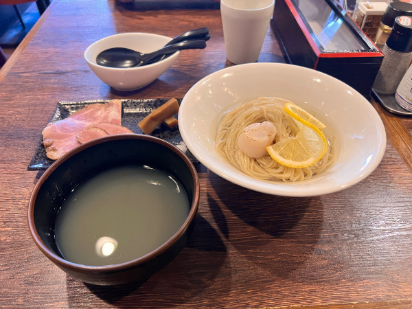 「【限定】帆立昆布水の貝出汁つけ麺」@麺屋 真心の写真
