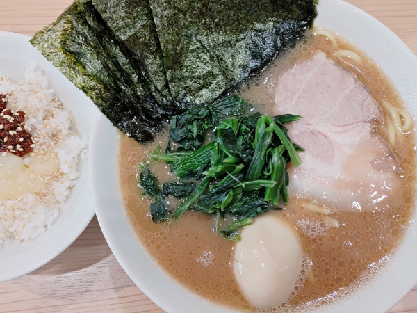 「ラーメン＋味玉＋のり」@漢ラーメン 室の写真