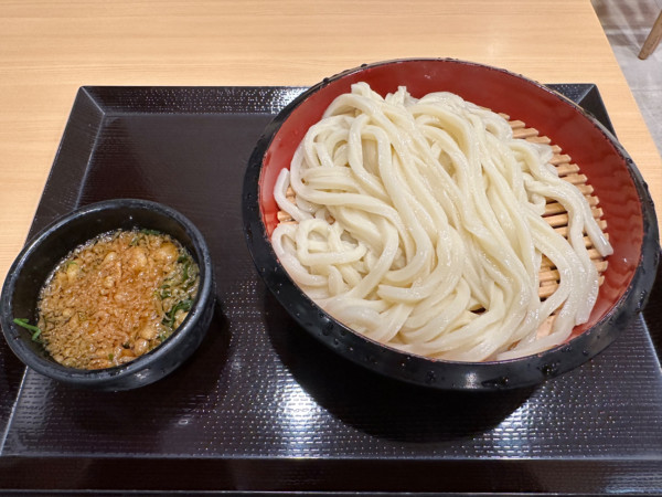 「ざるうどん（並盛）390円」@丸亀製麺 イーサイト高崎店の写真