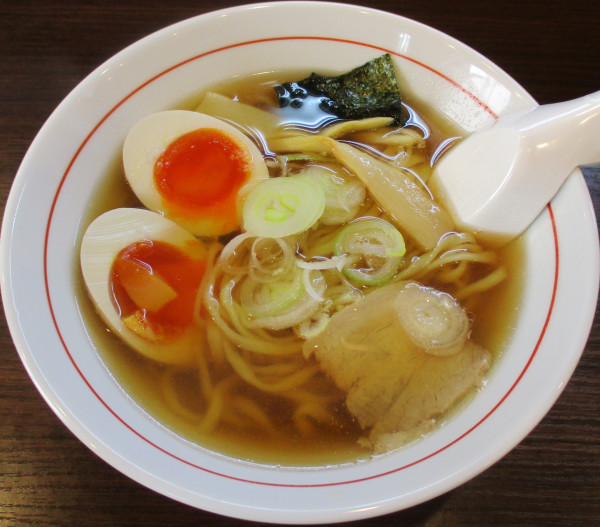 「中華そば＋煮玉子　500円＋100円」@らぁ麺やGOの写真