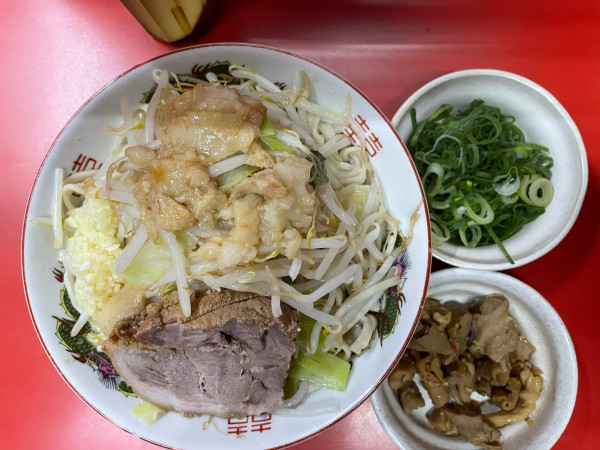 「西成汁無し(半麺)九条葱¥1,000」@ラーメン二郎 京都店の写真