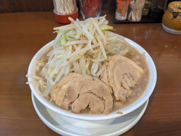 「豚骨醤油　850円」@麺屋 狼の写真
